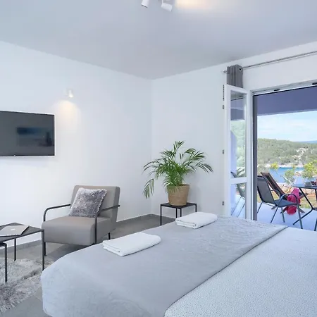 Villa Serenity Hvar Town