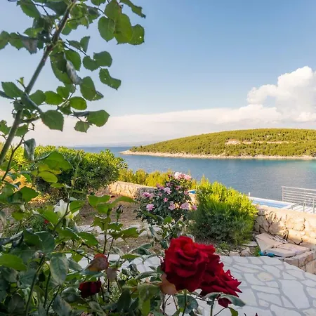 Konukevi Beleca Hvar Town