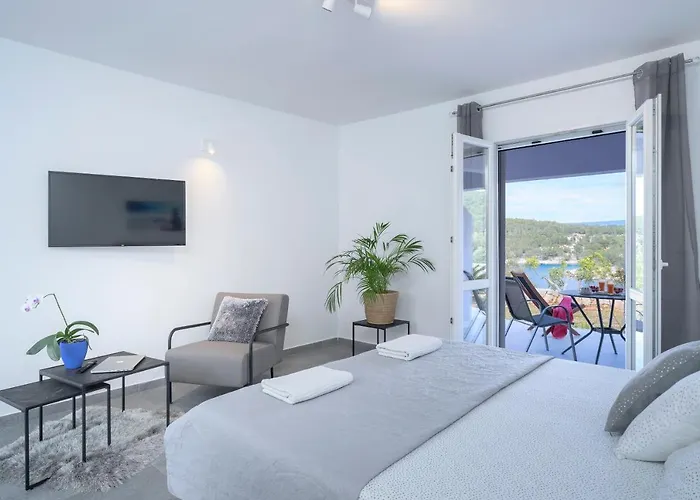 Villa Serenity Hvar Town